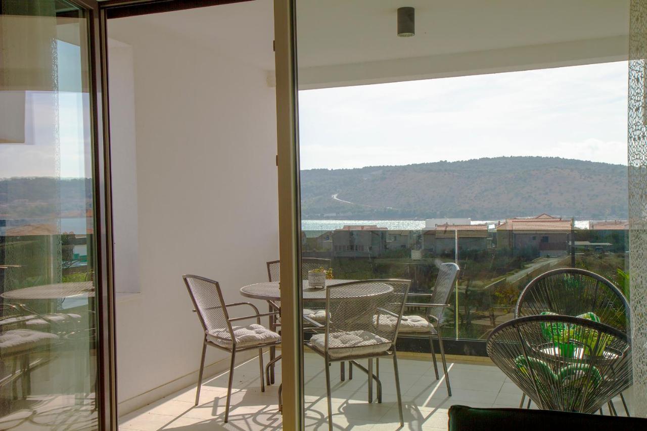 Super Modern Apartment Gold, Beautiful View Trogir Exterior photo